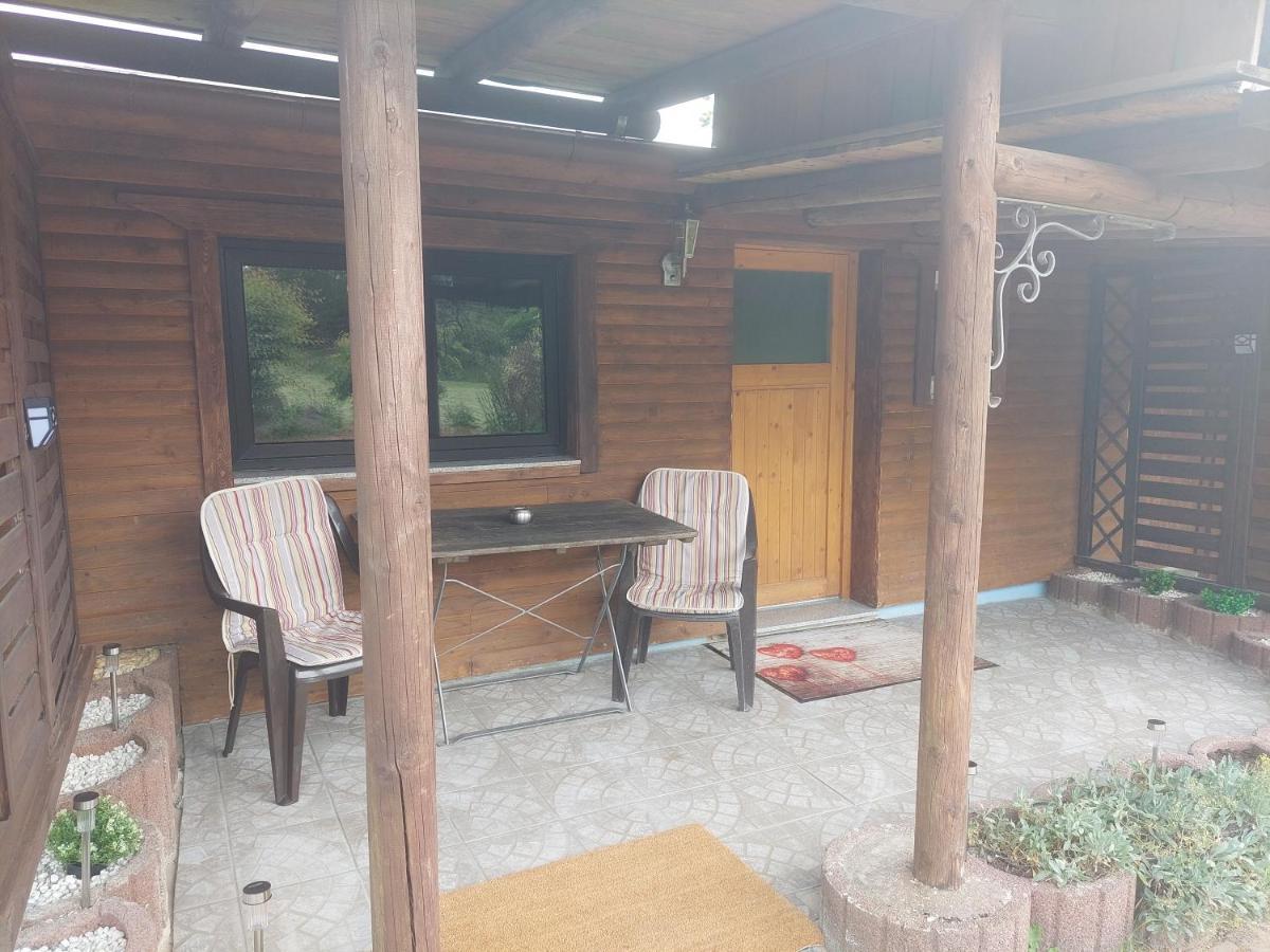 Ferienwohnungen! Kleine Bungalows Mit Terrasse! Stockhausen-Illfurth Екстериор снимка