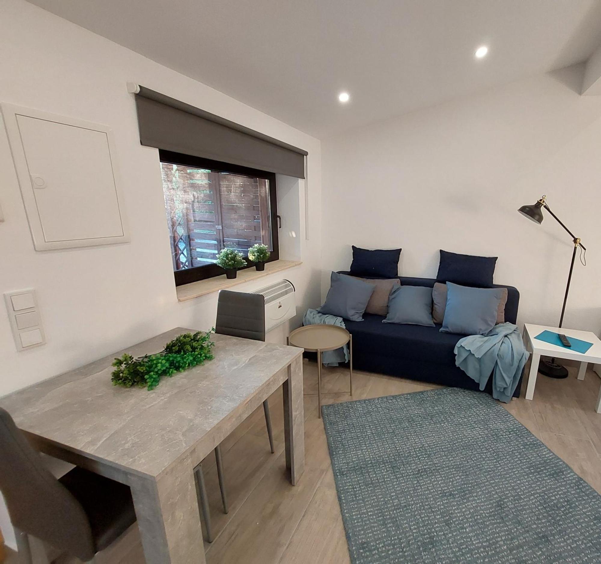 Ferienwohnungen! Kleine Bungalows Mit Terrasse! Stockhausen-Illfurth Екстериор снимка